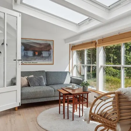 2 Bedroom Amazing In Neksø